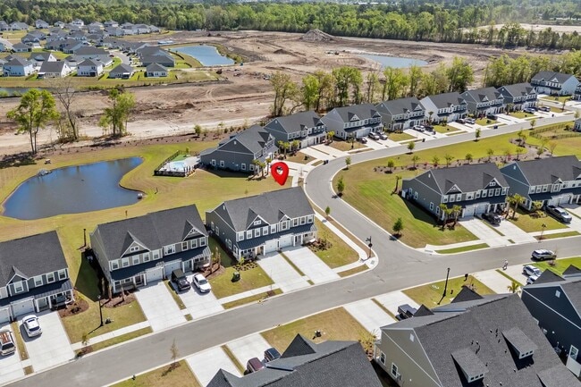 Building Photo - 2600 Elowen Ln