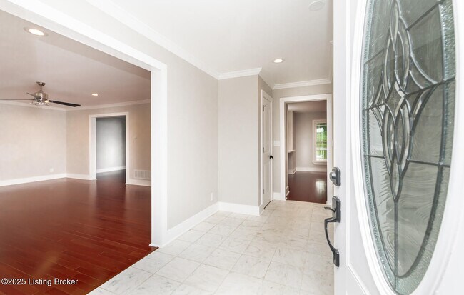 Building Photo - 7110 Fox Harbor Rd