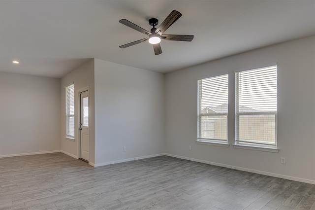 Building Photo - 701 Blacktail Dr