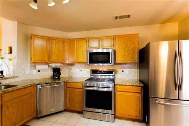 Building Photo - 10400 Burgundy Dr