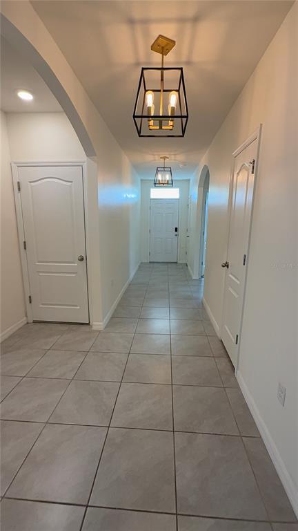 Building Photo - 611 Autumn Stream Dr