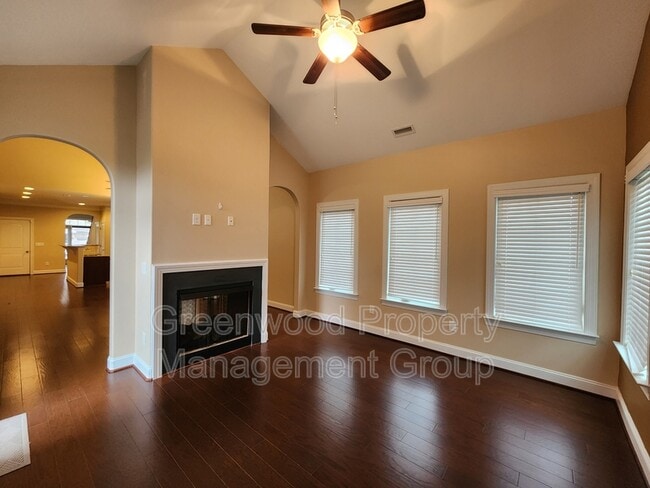 Building Photo - 649 Nikyle Cir