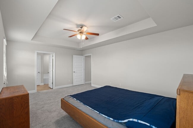 Building Photo - 409 Aurora Creek Ln