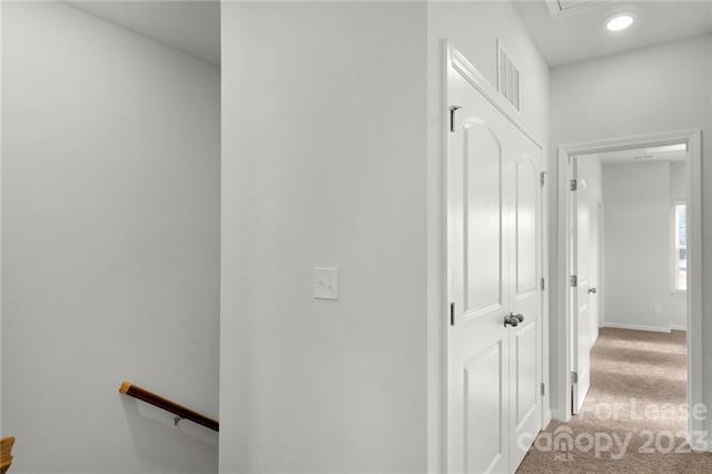 Building Photo - 10105 Hemingway Pl