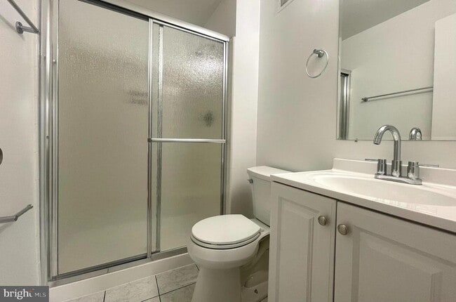 Building Photo - 7353 Crestleigh Cir