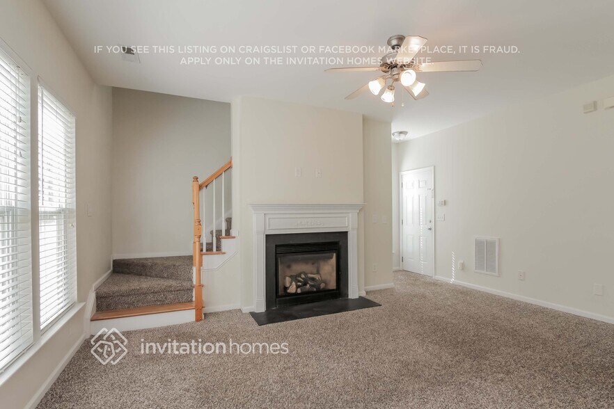 Building Photo - 1617 Hammond Dr