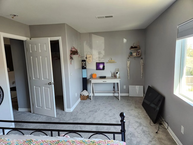 Building Photo - 1052 Crows Nest Ct