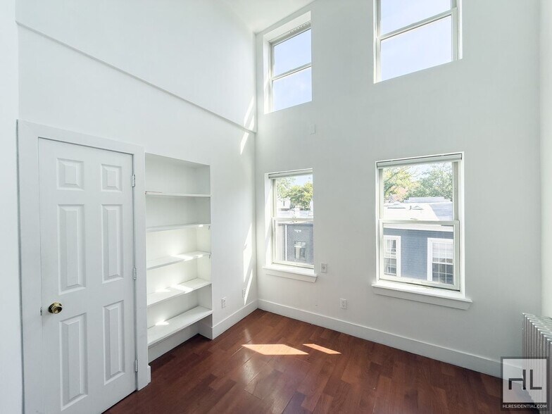 Building Photo - HARMAN STREET / Bushwick / 1-Bed (Flex 2) ...