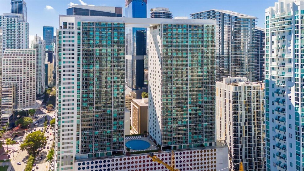 Building Photo - 500 Brickell Ave