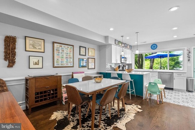 Building Photo - 1275 Oates St NE