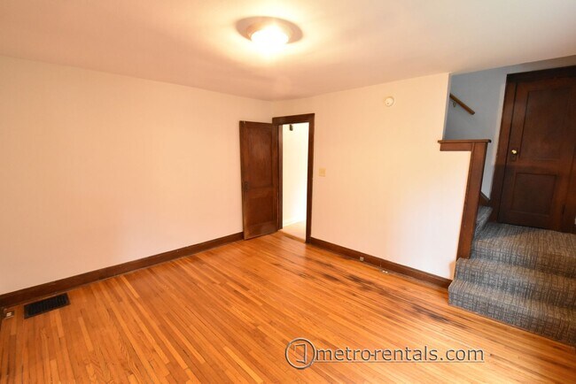 Building Photo - 238-240-240 W Pacemont Rd