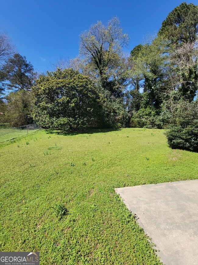 Building Photo - 463 Rock Meadow Dr