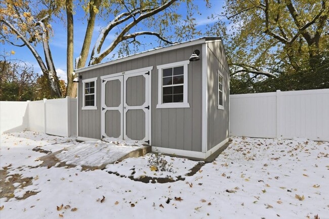 Building Photo - Charming 3-Bedroom Ranch in a Convenient Location!
