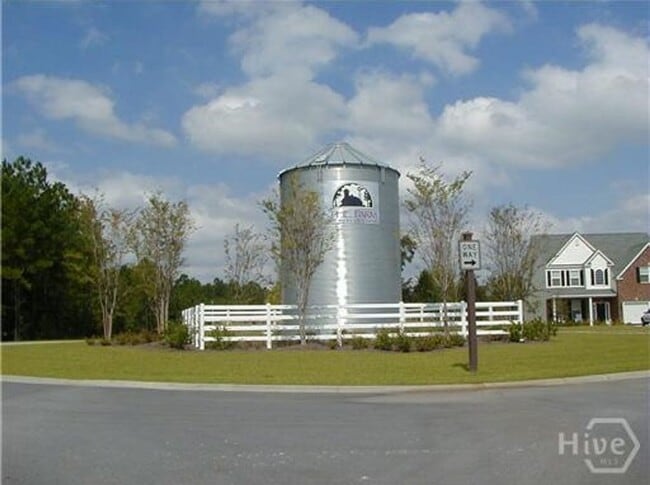 Building Photo - Available Now!