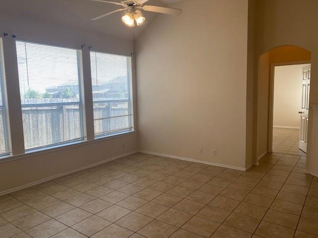 Building Photo - 2863 Southampton Way
