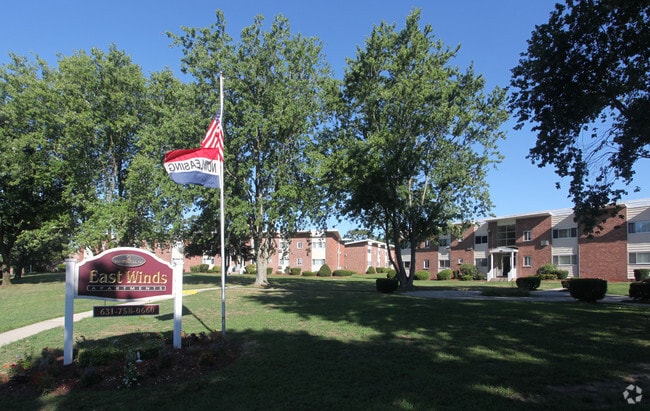 Primary Photo - East Winds Apartments