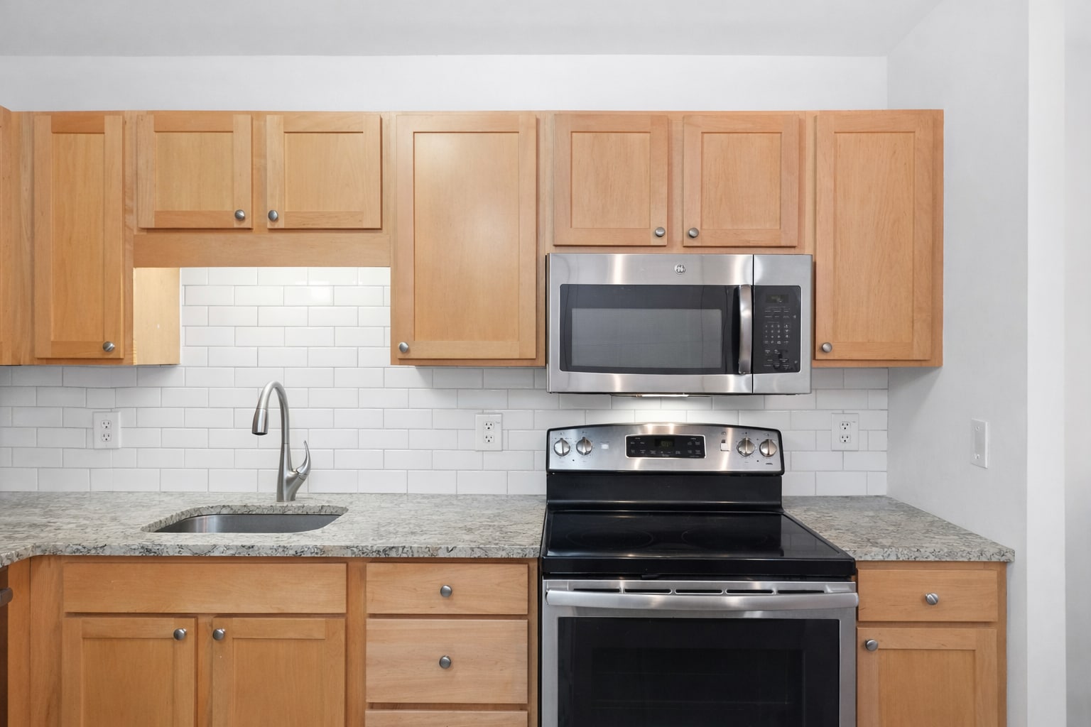 Building Photo - 211 E Ohio St