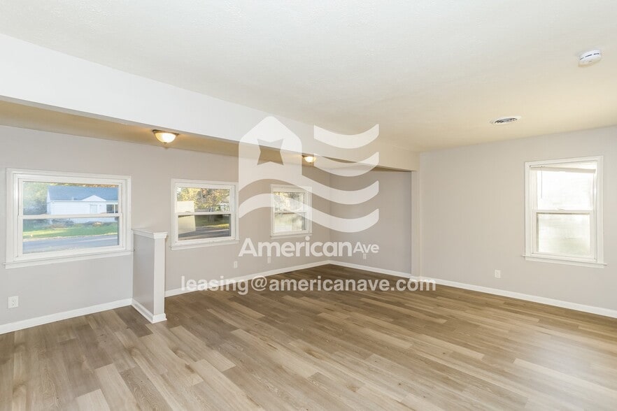 Building Photo - 34048 Rhonswood St