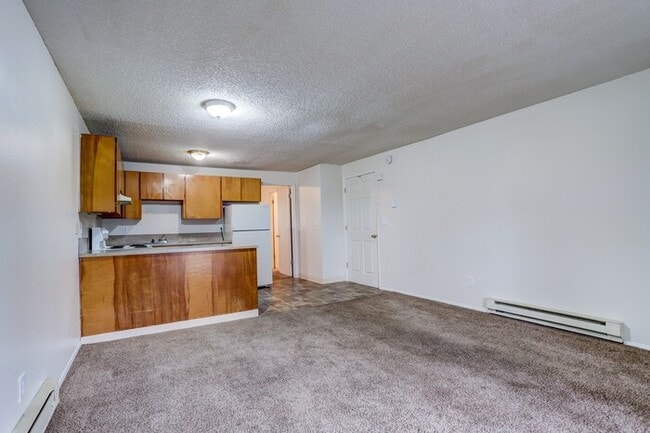 Building Photo - READY FOR YOU!! - Spacious upper 1 bedroom...