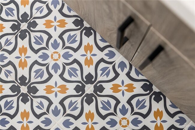 Building Photo - 17 Salamanca St