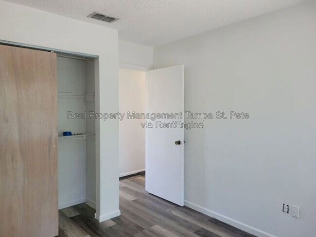 Building Photo - 8144 Omaha Cir