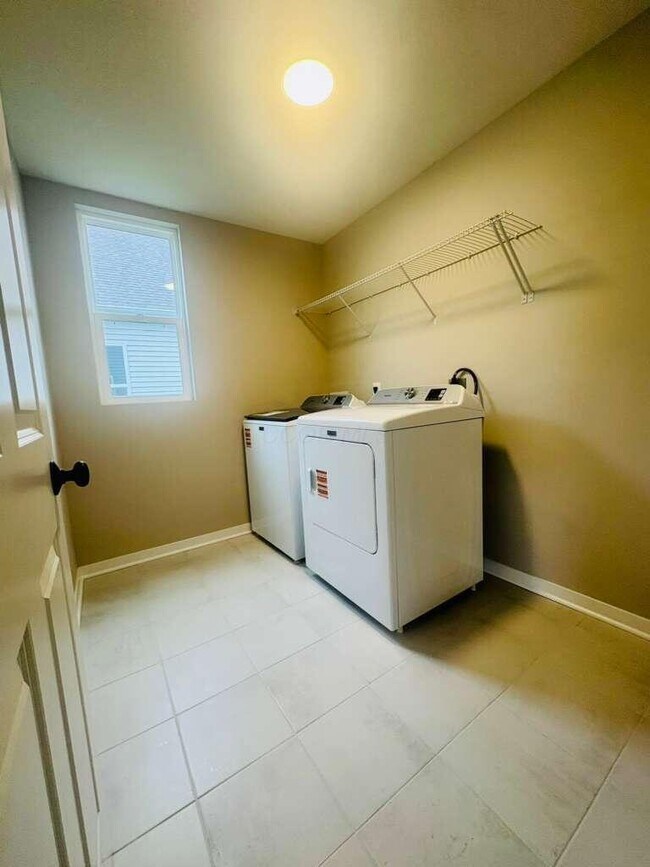 Building Photo - 5478 Valleydale Rd