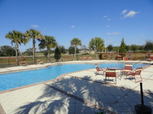 Building Photo - 36047 Deer Creek Dr