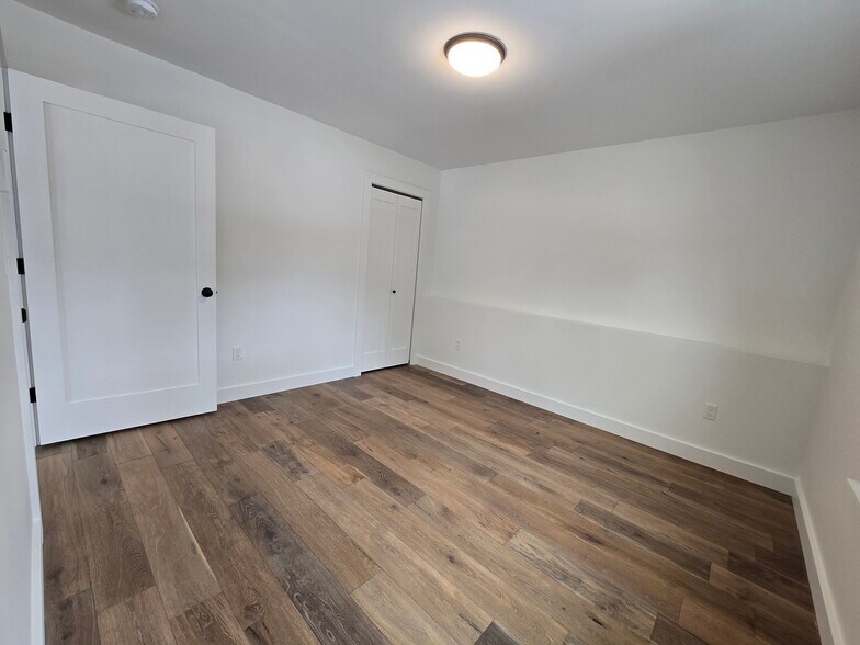 Building Photo - 143 Martin Rd