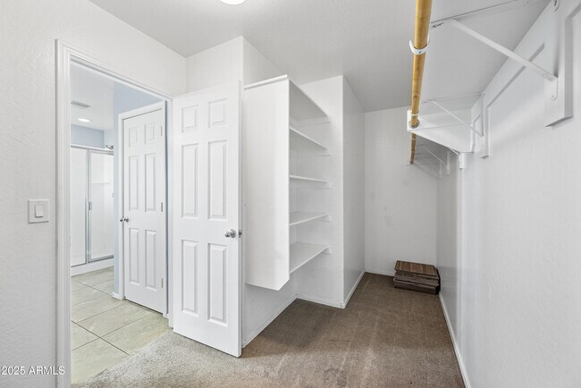 Building Photo - 12210 W Rio Vista Ln