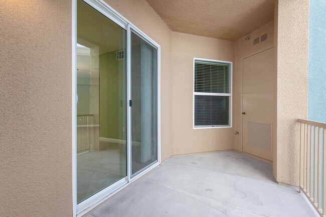 Building Photo - 50 E Serene Ave