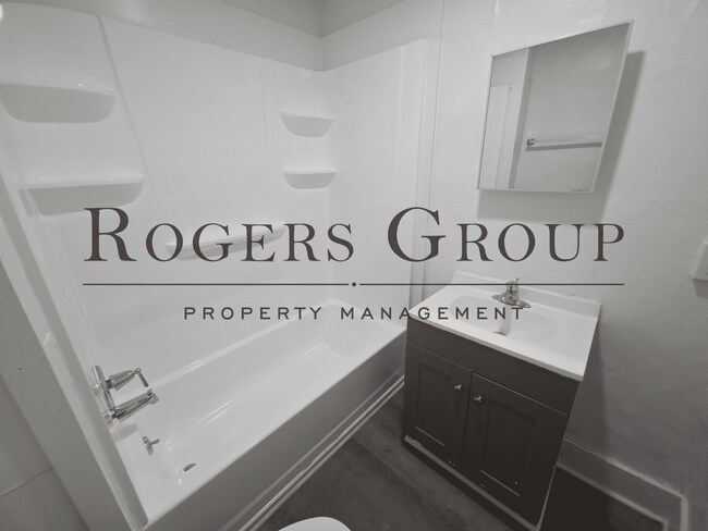 Building Photo - 121 Burwell Ave