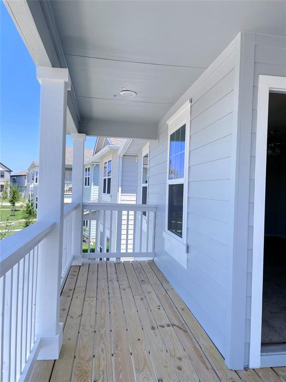 Building Photo - 9709 Morning Iris Dr