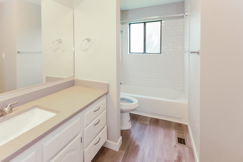 Building Photo - 1264 W 1750 N