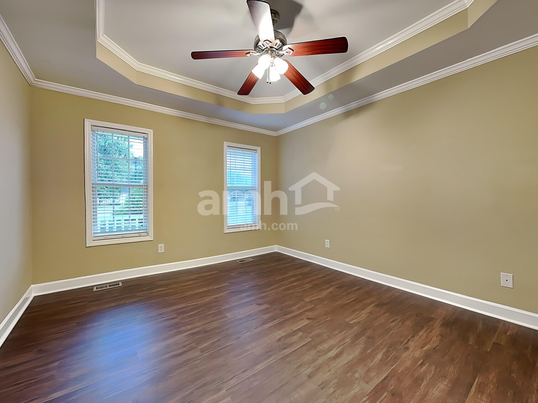 Building Photo - 7904 Willow Croft Dr