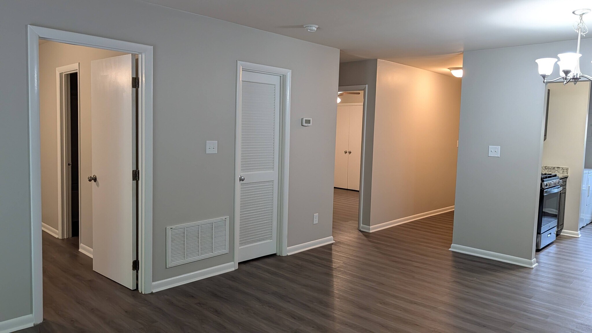 Building Photo - 610 Rawls Dr