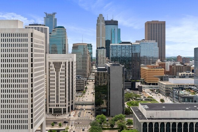 Building Photo - 19 S 1st St