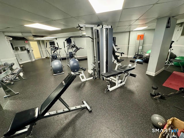 Building Photo - 91 Strawberry Hill Ave