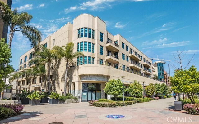 Building Photo - 133 The Promenade N