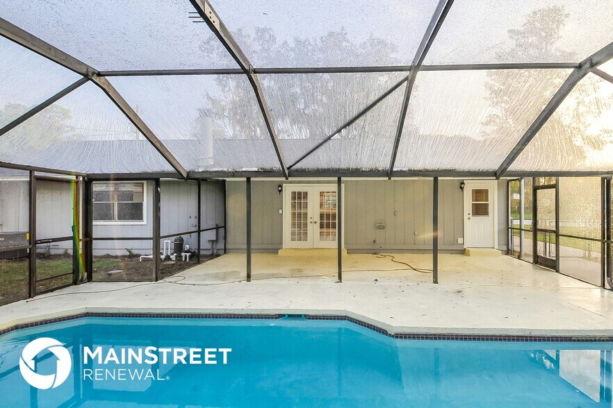 Building Photo - 225 Tracy Way