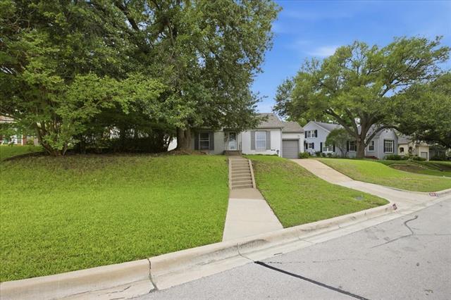 Building Photo - 3101 Westcliff Rd W