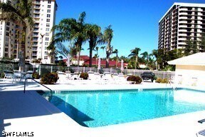 Building Photo - 10682 Gulf Shore Dr