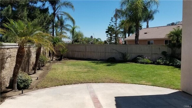 Building Photo - Gorgeous Corona Home