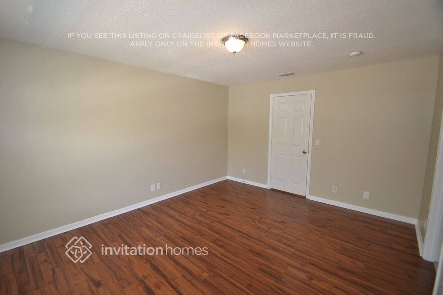 Building Photo - 9814 Porta Leona Ln