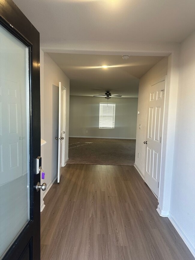 Building Photo - Wonderful Three Bedroom (Originally 4 Bedrooms That Has Been Converted to a HUGE Third Bedroom) T...