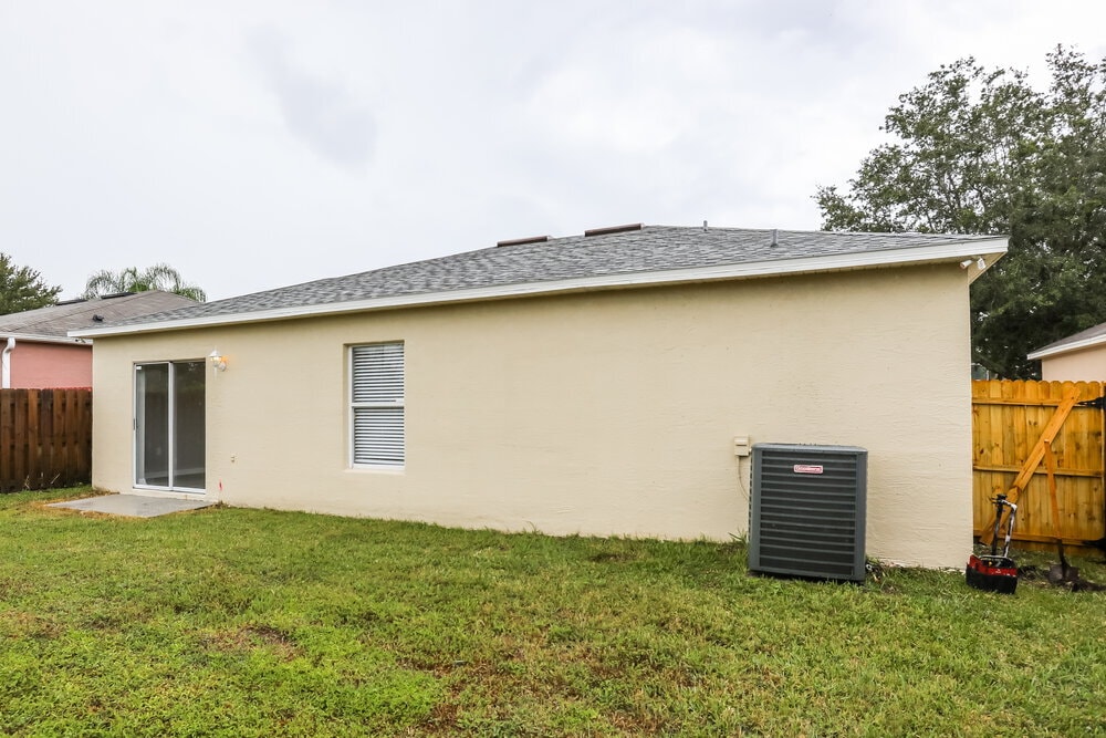 Building Photo - 3536 Stonefield Dr