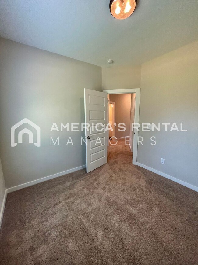 Building Photo - Home for Rent in Eva, AL!!! AVAILABLE NOW!!