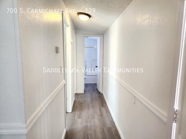 Building Photo - 700 S Carmichael Ave