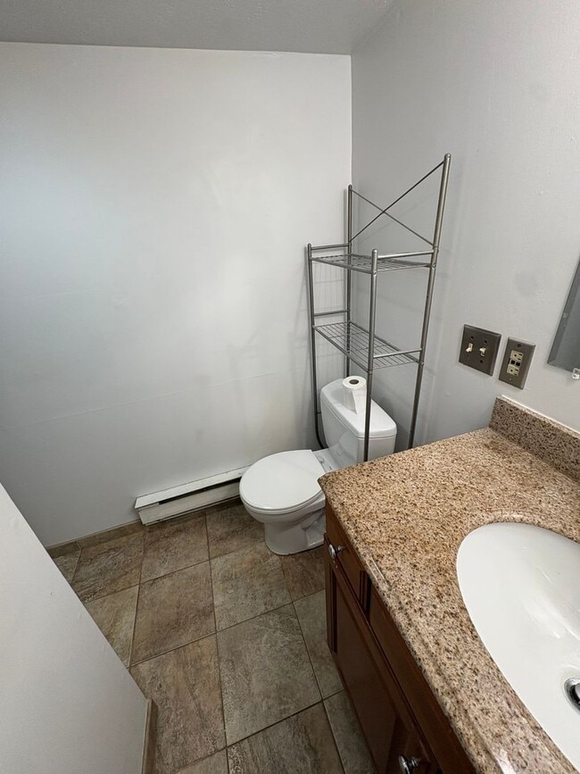 Building Photo - Charming 3BR Home Just Blocks from Washington Park with Garage & Storage