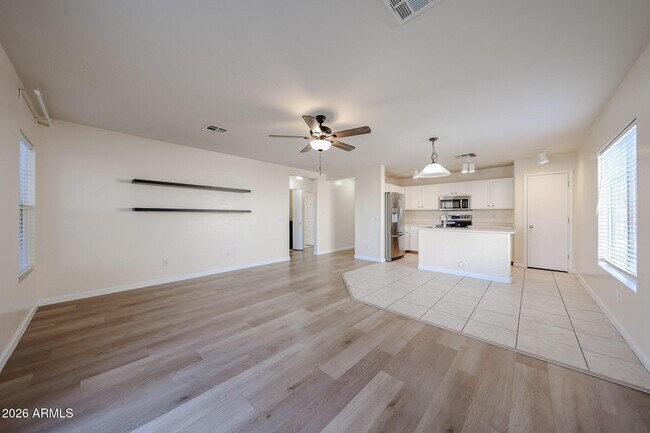 Building Photo - 1605 S 227th Ave