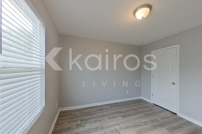 Building Photo - 2502 Kenton Ct SE